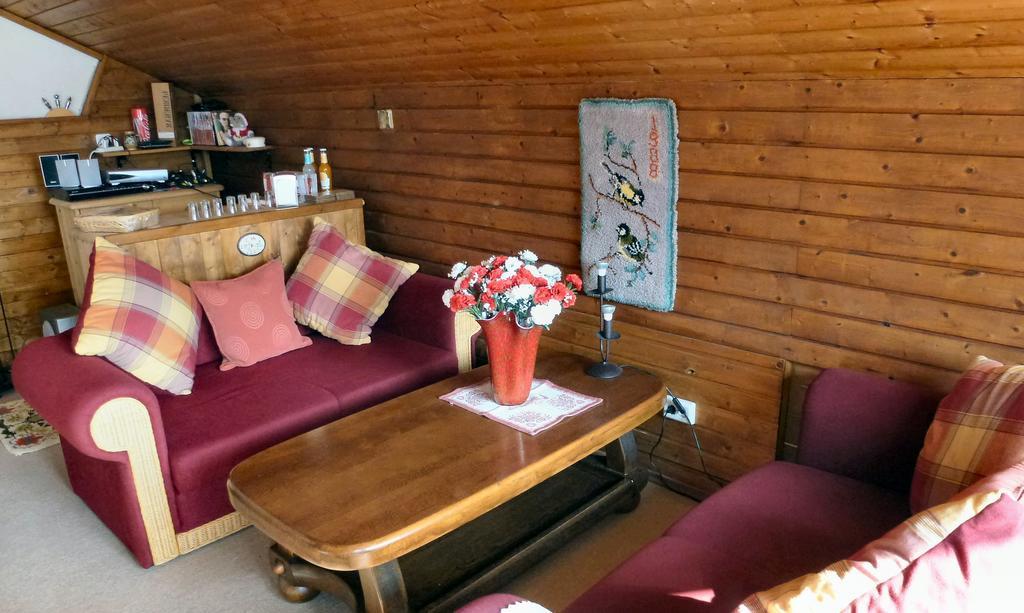 Haus Tapestry Hotel Noetsch Ruang foto